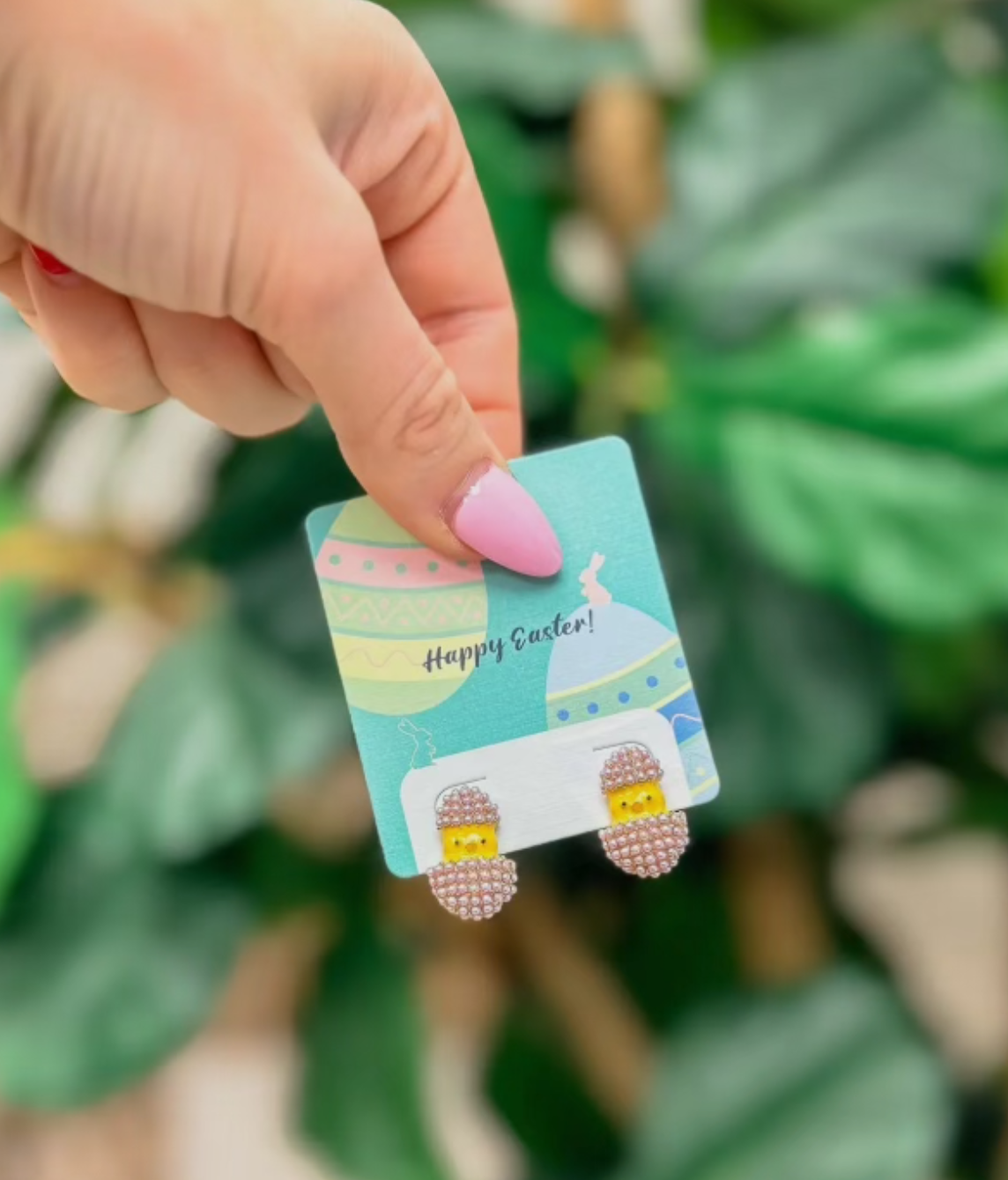 Pearly Chick Stud Earrings